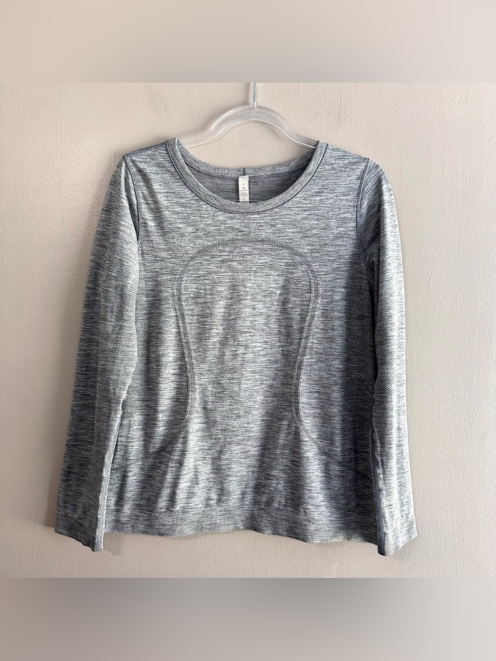 Lululemon Gray Swiftly Tech Longsleeve Activewear Gym Workout Shirt Womens 8